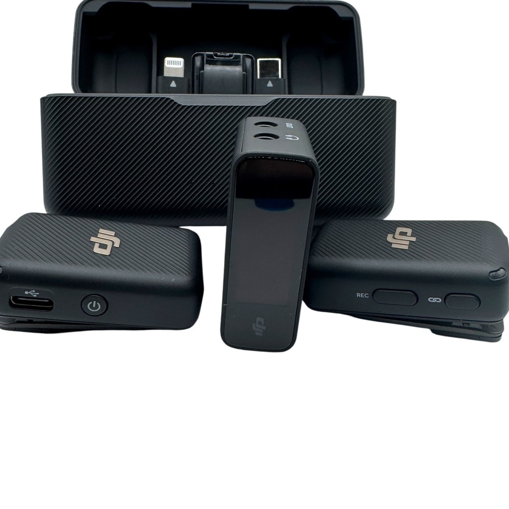 DJI Mic (2 TX, 1 RX, Charging Case) Wireless 15hr Battery Recording Bundle - Picture 2 of 11